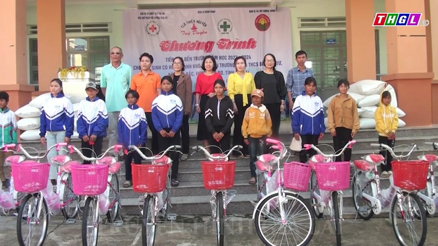 Đak Pơ: Trên 109 triệu đồng “Tiếp sức đến trường” cho học sinh có hoàn cảnh khó khăn