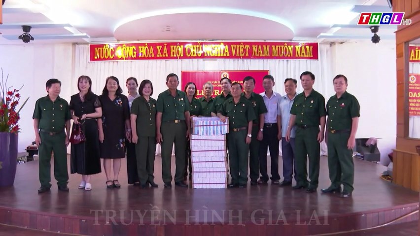 Hội Cựu chiến binh tỉnh Gia Lai tiếp nhận và trao tặng tập vở trị giá gần 1,5 tỷ đồng