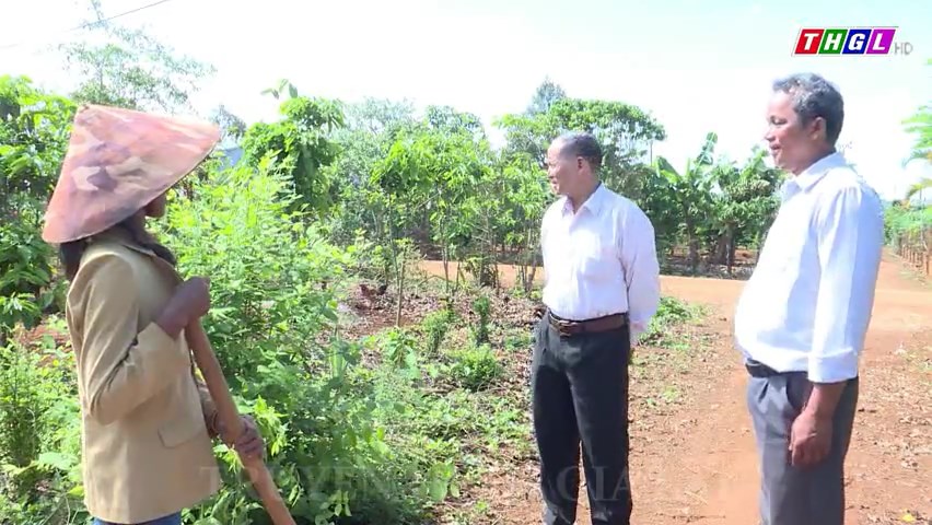 Nhiều mô hình được triển khai nhằm thực hiện Cuộc vận động “Làm thay đổi nếp nghĩ, cách làm trong đồng bào DTTS để từng bước vươn lên thoát nghèo bền vững”