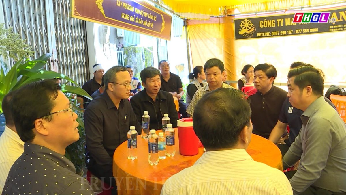 Thăm hỏi, động viên các gia đình có người thân bị thương vong sau vụ tai nạn giao thông đặc biệt nghiêm trọng tại huyện Chư Pưh