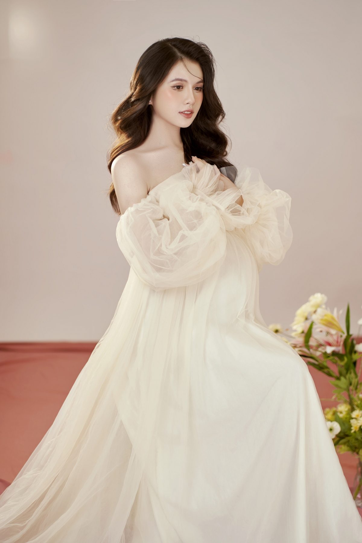 Nhan sắc Hoa khôi Thể thao Khánh Huyền sau 2 tháng sinh con đầu lòng