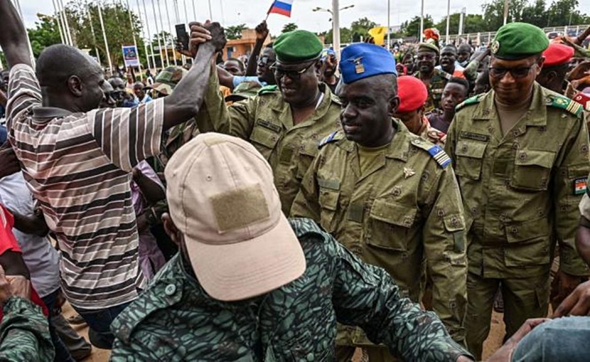 Niger căng thẳng trước Thượng đỉnh ECOWAS