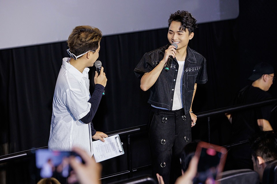 Chủ nhân hit “Anh thanh niên” hút hơn 200 triệu view trên YouTube giờ ra sao?