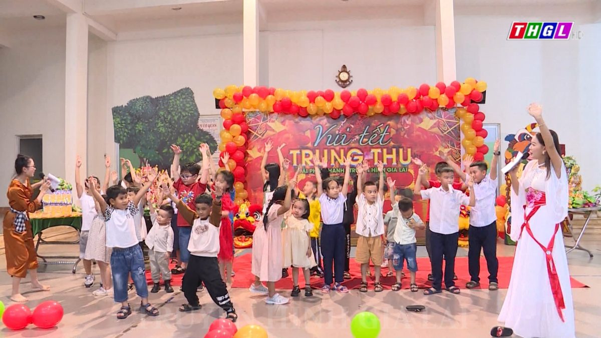 “Vui Tết Trung thu” tại Đài PT-TH Gia Lai