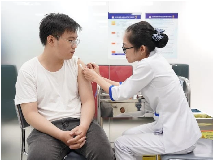 Tỷ lệ người dân tiêm vaccine bạch hầu tăng 300%