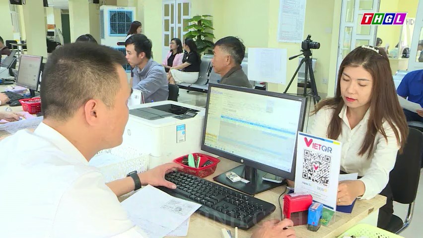 Đẩy mạnh thu chi ngân sách và thu phí không dùng tiền mặt