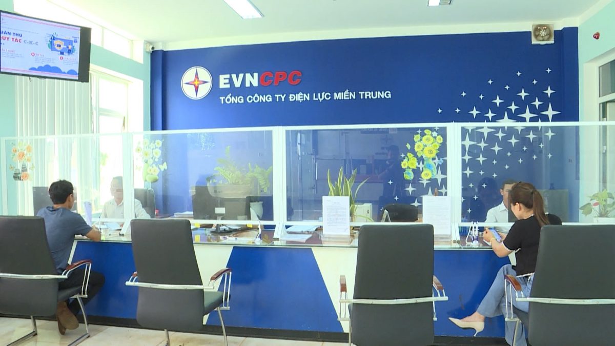 Triển khai thay đổi lịch ghi chỉ số công tơ điện về ngày cuối tháng