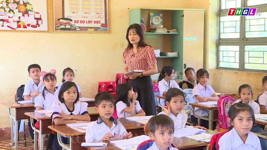 Giáo viên nắm bắt tâm lý, hoàn cảnh của học sinh để vận động các em đến lớp