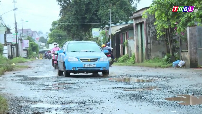 Tan nát đường Lê Văn Hưu