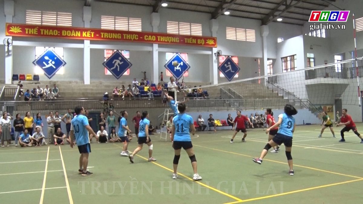 LĐLĐ huyện Đức Cơ tổ chức thành công giải bóng chuyền nam-nữ kết hợp trong CNVC-LĐ năm 2023