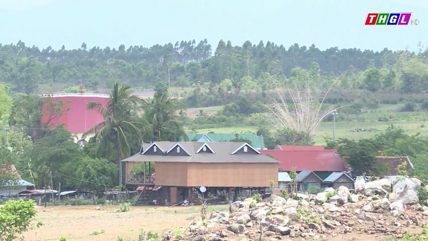 Kông Chro phấn đấu tỷ lệ hộ nghèo toàn huyện giảm từ 6% trở lên so với năm 2022