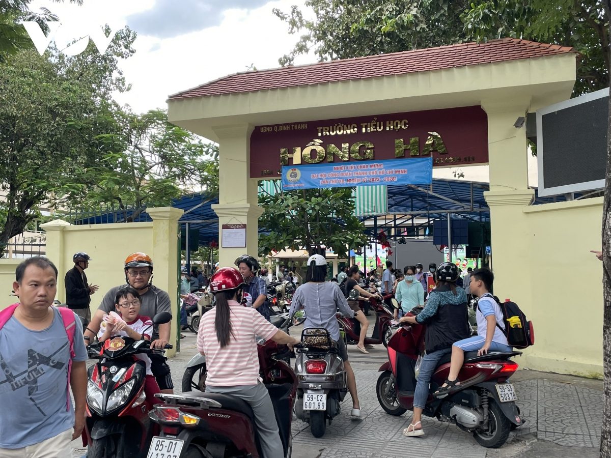 TP.HCM không có chủ trương thu quỹ lớp, quỹ trường