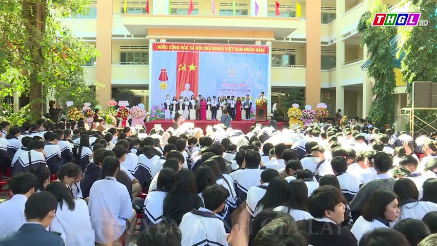 Trường THPT Phan Bội Châu Kỷ niệm 41 năm Ngày Nhà giáo Việt Nam (20/11)