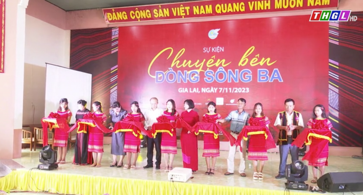 Ia Pa: Tổ chức sự kiện truyền thông Dự án 8 với chủ đề “Chuyện bên dòng sông Ba”