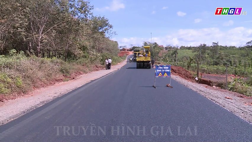 Gấp rút thi công để đưa Dự án đường liên huyện Chư Sê – Chư Pưh – Chư Prông về đích