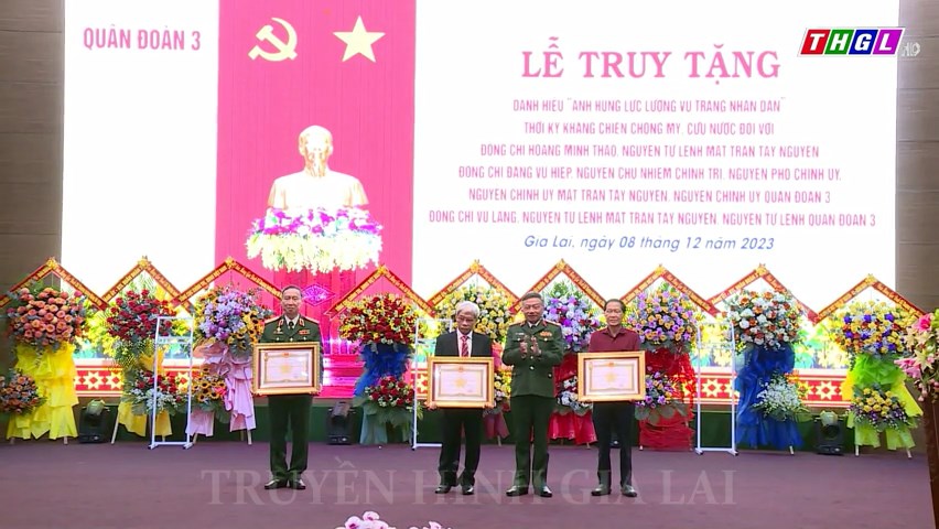 Lễ Truy tặng danh hiệu Anh hùng LLVT Nhân dân cho 03 Thượng tướng