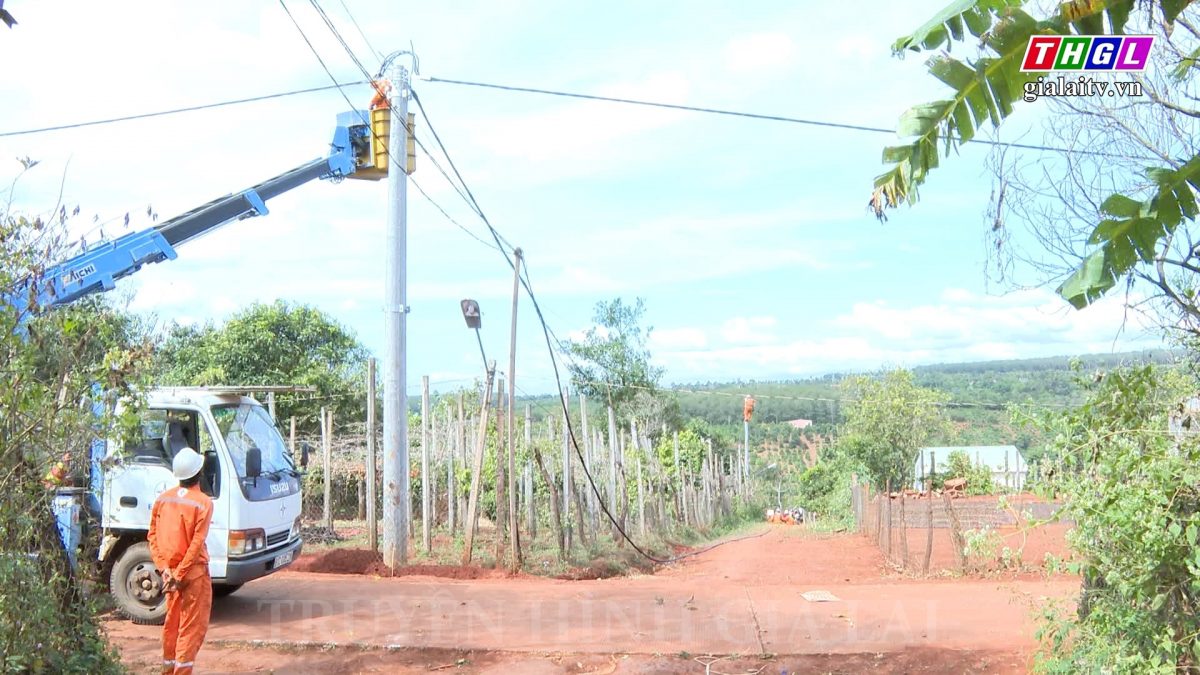 Điện lực Chư Prông chủ động phương án cấp điện phục vụ cho mùa bơm tưới 2023-2024