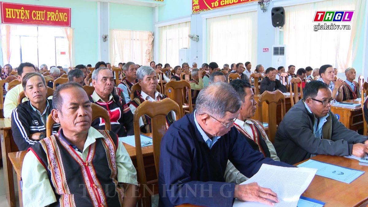 Chư Prông: Gặp mặt, biểu dương người có uy tín trong đồng bào DTTS