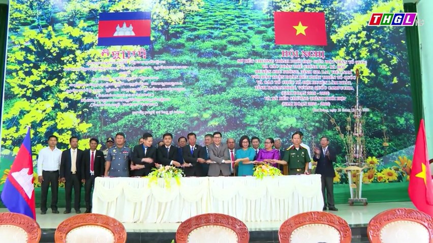 Huyện Chư Prông và huyện Lâm Phát, tỉnh Ratanakiri – Vương quốc Campuchia ký kết Chương trình phối hợp chung giai đoạn 2023 – 2025