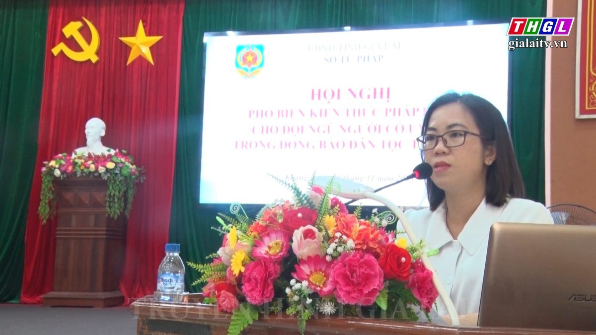 Sở Tư pháp phổ biến kiến thức pháp luật cho người có uy tín trên địa bàn Kbang