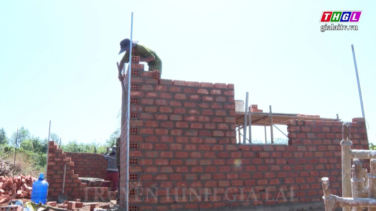 Năm 2023, 202 hộ nghèo, hộ cận nghèo trên địa bàn tỉnh Gia Lai được hỗ trợ xây mới nhà ở