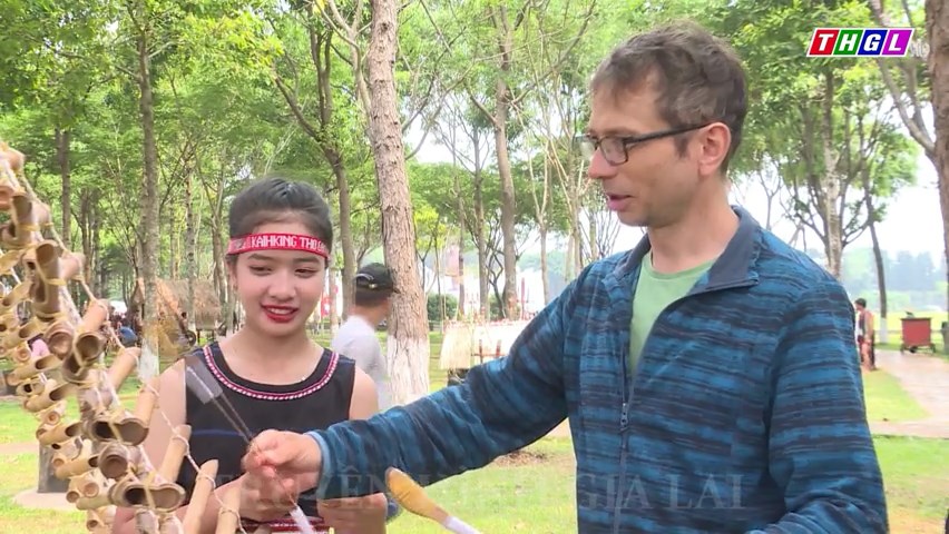 Phát triển sản phẩm và truyền thông, quảng bá, xúc tiến du lịch