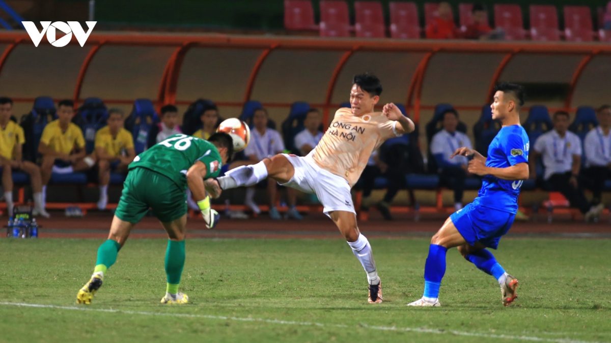 Áp dụng VAR ở những trận cầu ”đinh” vòng 8 V-League 2023/2024