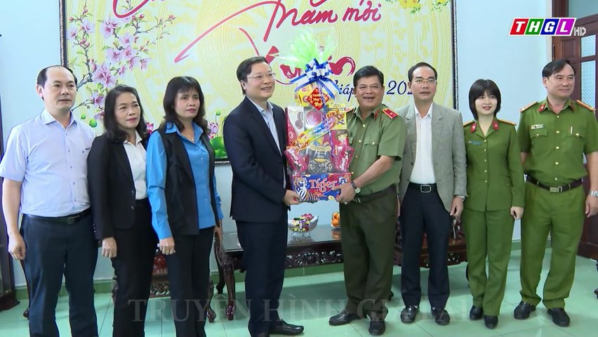 Phó Bí thư Tỉnh ủy, Chủ tịch UBND tỉnh Gia Lai Trương Hải Long thăm, chúc Tết tại Công an tỉnh, Bộ Chỉ huy Bộ đội Biên phòng tỉnh