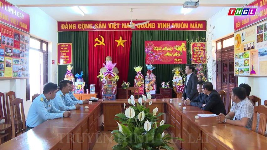 Ủy viên Ban Thường vụ Tỉnh ủy, Phó Chủ tịch Thường trực HĐND Trương Văn Đạt thăm, chúc Tết tại TP. Pleiku