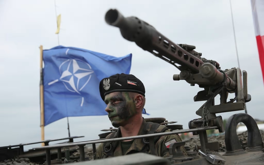 “Bối rối” vì đồng minh, NATO bác khả năng đưa quân tới Ukraine