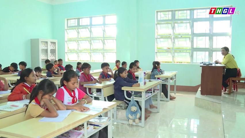 Tăng cường tiếng Việt cho học sinh dân tộc thiểu số tại trường vùng khó