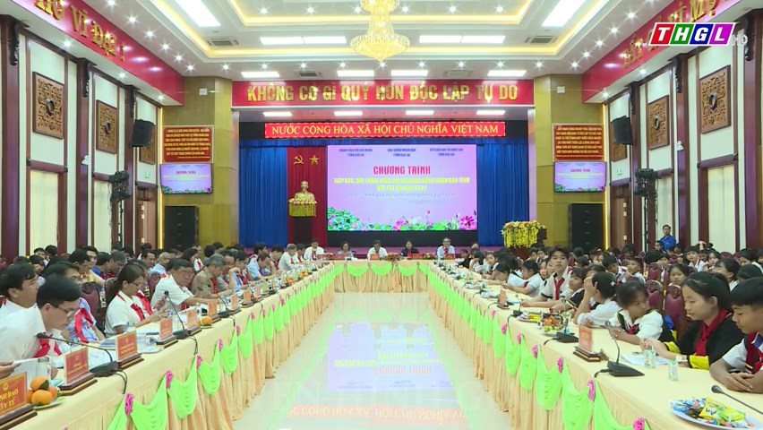 Đại biểu Hội đồng nhân dân tỉnh Gia Lai tiếp xúc, đối thoại giữa với trẻ em năm 2024