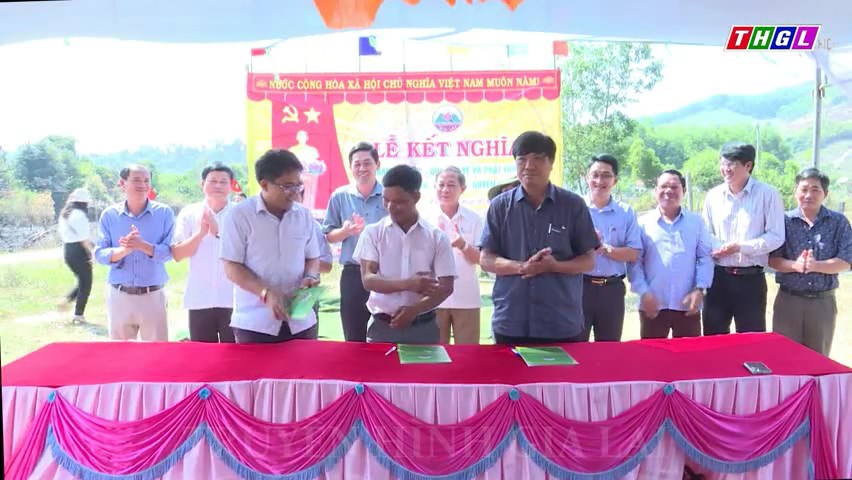 Ban Dân tộc tỉnh Gia Lai, Quỹ Bảo vệ và Phát triển rừng tỉnh kết nghĩa với làng Klư, xã Krong, huyện Kbang