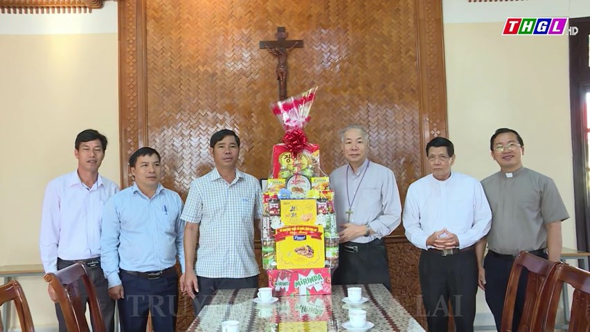 Chủ tịch Ủy ban MTTQVN tỉnh Gia Lai Trần Minh Sơn thăm các chức sắc, chức việc, cơ sở tôn giáo  tại TP.Kon Tum và TP.Pleiku nhân dịp Lễ Phục sinh 2024