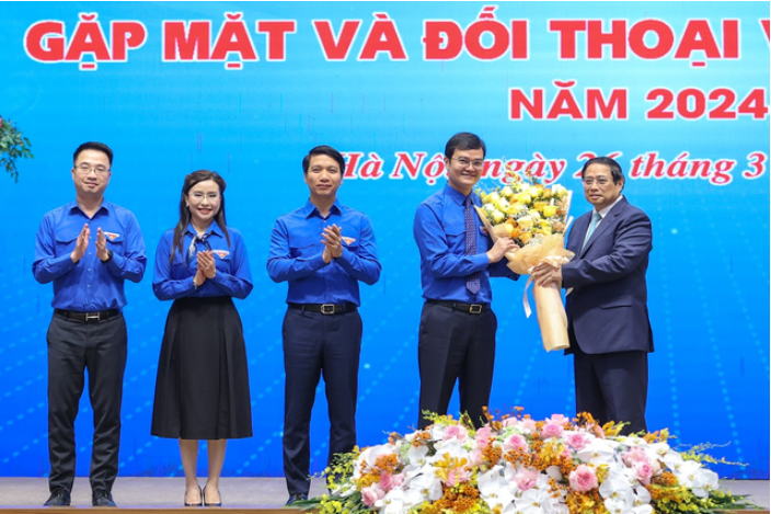 Thủ tướng Phạm Minh Chính gặp mặt, đối thoại với thanh niên