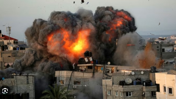 Chiến sự Trung Đông: Israel tăng cường tấn công trên 3 mặt trận