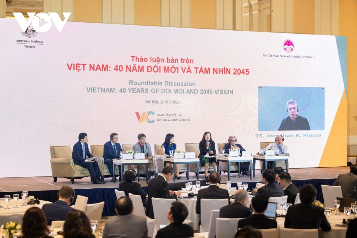 Đột phá nào để Việt Nam thoát khỏi “bẫy” thu nhập trung bình?