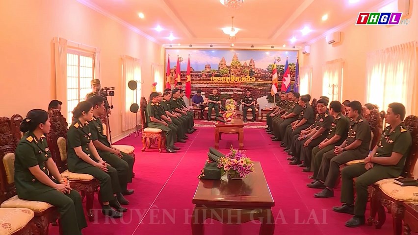 Binh đoàn 15 chúc Tết Chol Chnam Thmay Campuchia và Tết Bun-Pi-May tại Lào