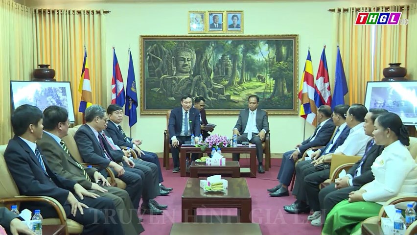 Đoàn cán bộ cấp cao tỉnh Gia Lai thăm, chúc Tết Cổ truyền Chol Chnam Thmay tỉnh Preah Vi Hear (Vương quốc Campuchia)