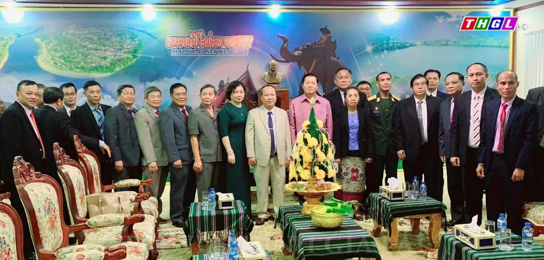 Đoàn cán bộ cấp cao tỉnh Gia Lai thăm, chúc Tết tỉnh Attapeu (nước Cộng hòa dân chủ nhân dân Lào)